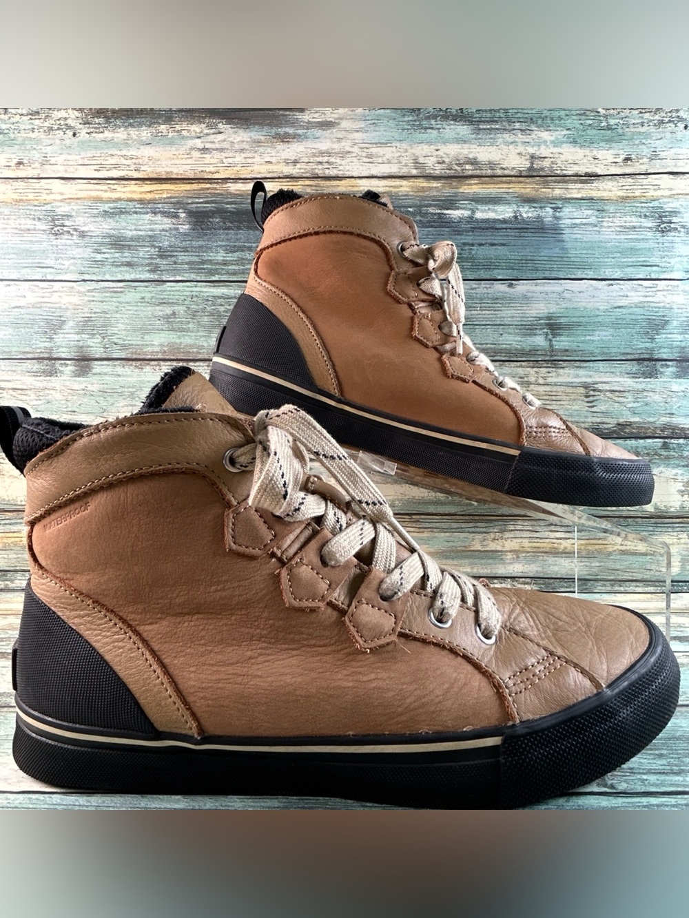 Sorel Caribou Storm Sneaker Mens Size 10 Waterproof Tan Leather Faux Fur Lace Up